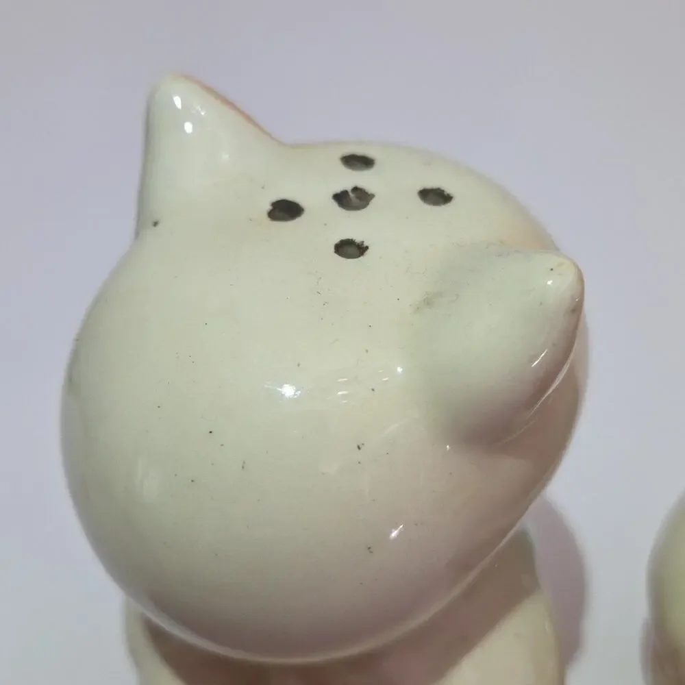 MCM Pig Salt & Pepper Shakers Blue Bandana Scarf Kitsch Anthropomorphic Ceramic